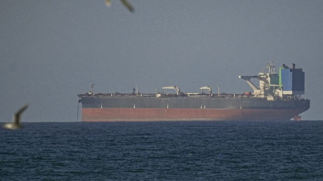 ¿Cómo pueden burlar los buques de EEUU el bloqueo en el estrecho de Ormuz?