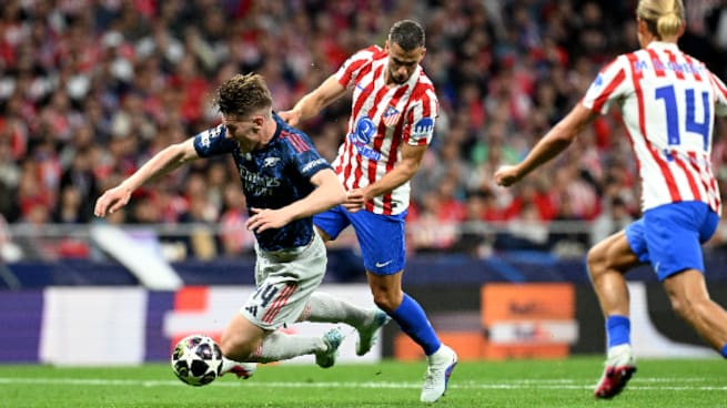 ¿Era penalti de Hancko a Gyökeres? Iturralde lo tiene claro: "En la vida"