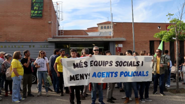 Alleujament en un dels instituts que ha sortit del pla del Govern per introduir mossos als seus centres: "Els alumnes tenien por"