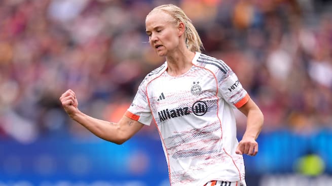 UEFA Women's Champions League | FC Barcelona 4-2 Bayern de Múnich | Gol de Harder