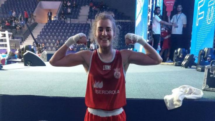 La boxeadora Laura Fuertes se convierte en la primera medallista mundial