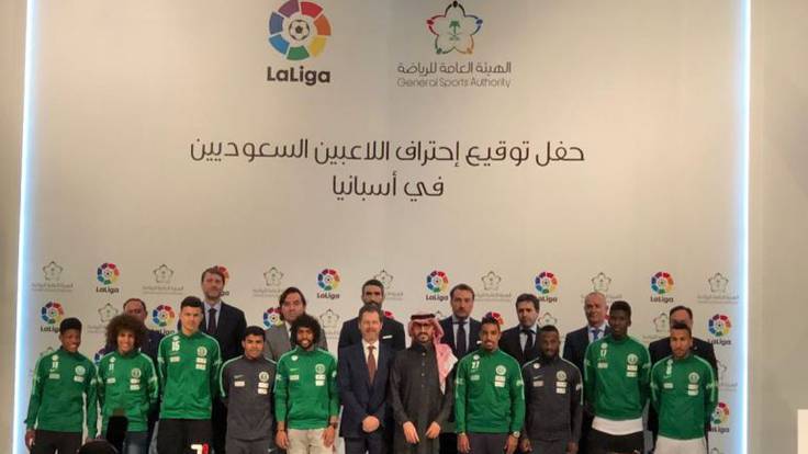 Informe de El Larguero: ningún jugador árabe ha jugado un solo minuto cuando se cumple un mes de su llegada a LaLiga
