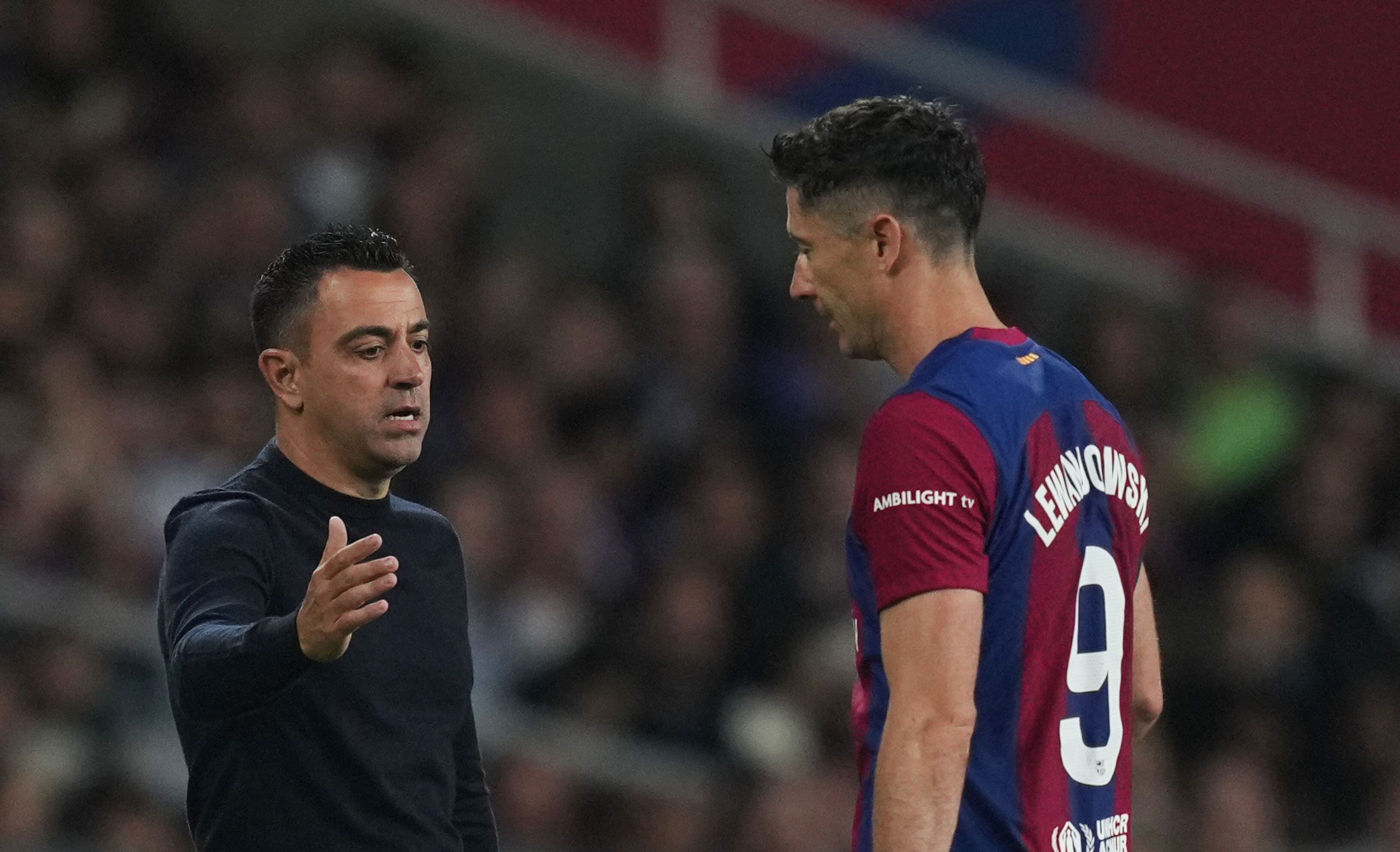 "Igual sí quiere que haya tema": la gestión de Xavi con Lewandowski que pone en duda su continuidad en el Barça