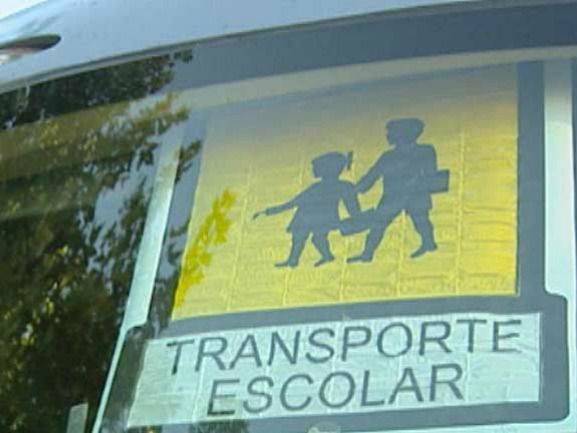 Vecinos por Arroyo Calls for Expanded Bus Reinforcement Following Elimination of School Transportation Line