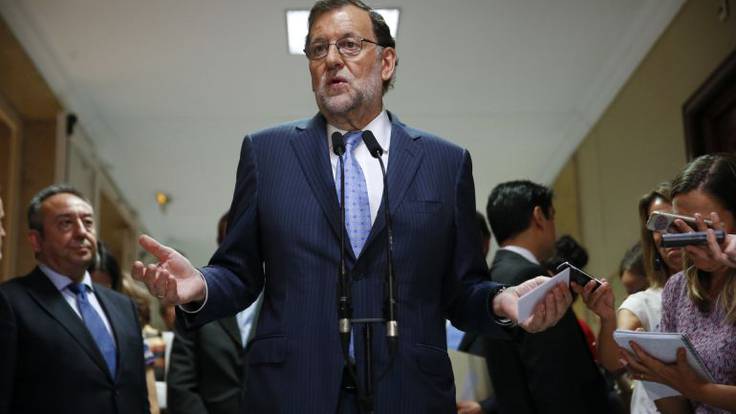 EL OJO IZQUIERDO: &#039;¿Quién va a dar un cheque en blanco a Rajoy?&#039;