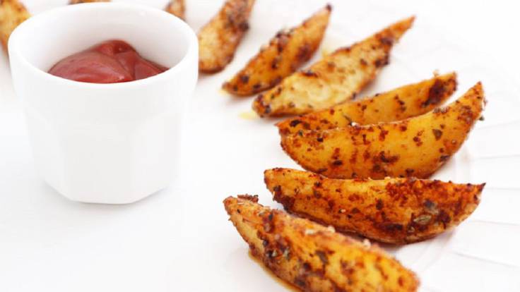 El #FoodieWhatsapp de Mireia Ruíz: patatas gajo con salsa