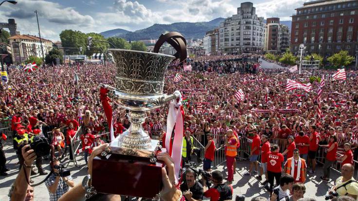 &#039;El Larguero&#039; (18-08-2015): La celebración del Athletic con la Supercopa